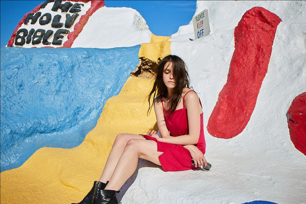 Tess Parks Announces New Album, Shares Video for New Song “Happy Birthday Forever”