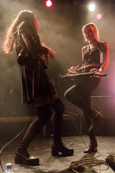 Check Out Photos of Larkin Poe at Parkteatret in Oslo, Norway