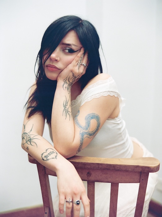 Lonnie Gunn Shares New Single “Babytooth”