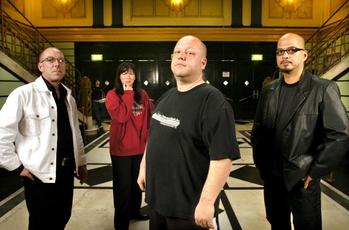 Pixies on “Live In Brixton”