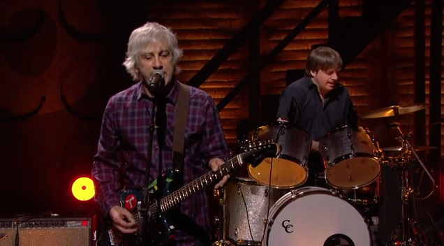Watch: Lee Ranaldo and The Dust on “Conan”