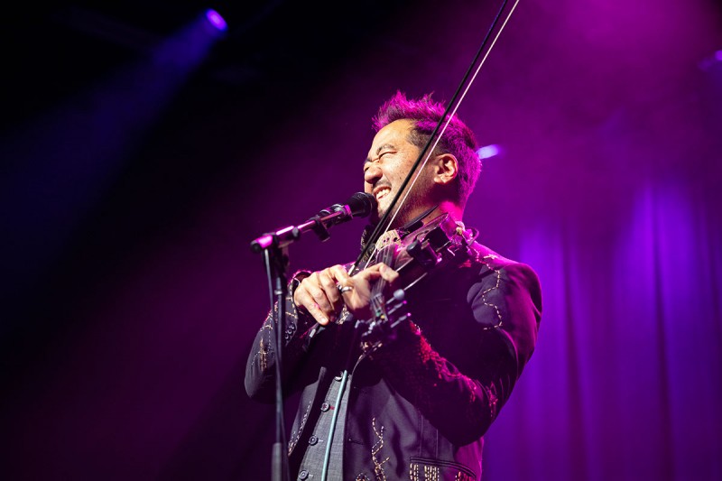 Kishi Bashi
