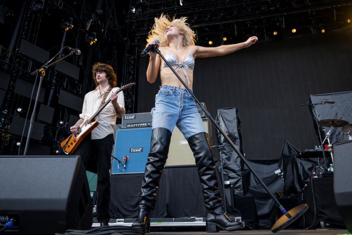 Amyl and the Sniffers